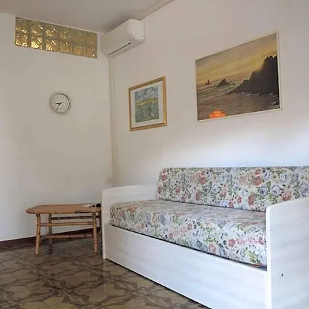 Family Steps From Pluto 3* Bibione